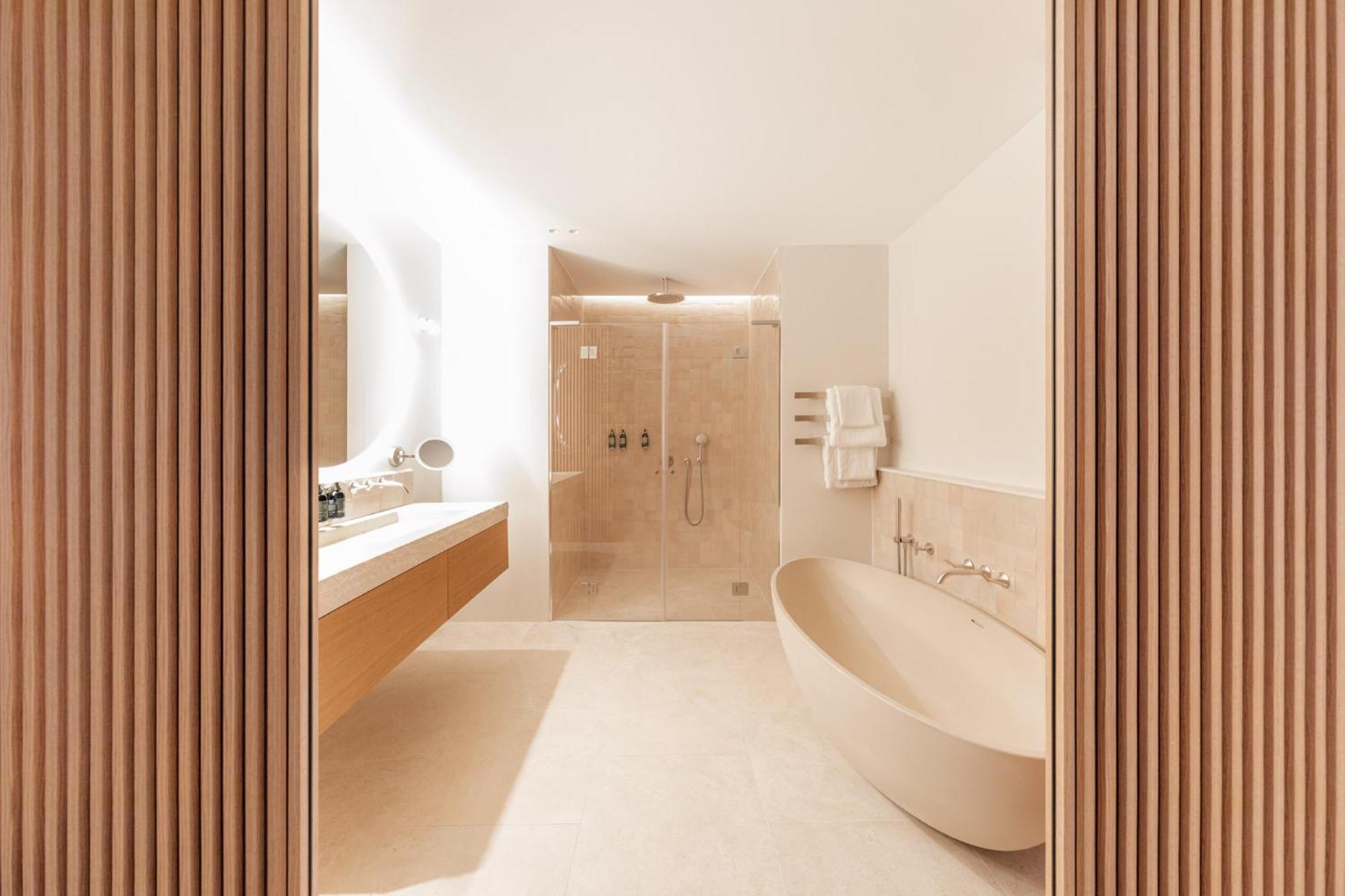 Le Couvent Des Minimes, Un & L'occitane En Provence Hotel Mane (Alpes-de-Haute-Provence)