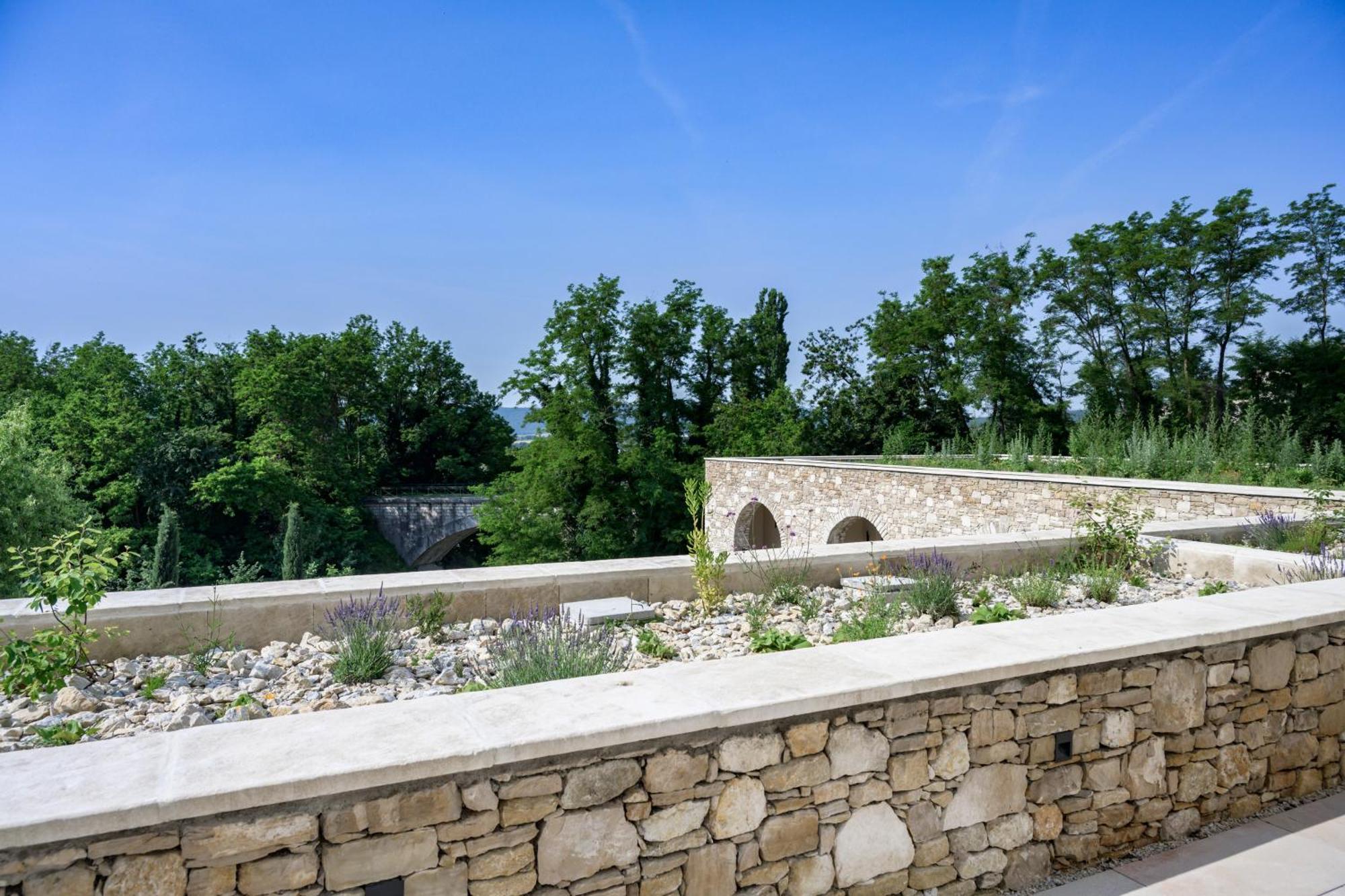 Le Couvent Des Minimes, Un & L'occitane En Provence Mane (Alpes-de-Haute-Provence)